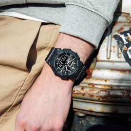 Casio GA-010-1A1ER G-Shock Classic Ana-Digi Herrenuhr Schwarz