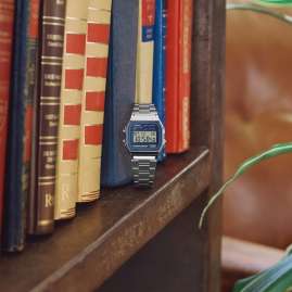 Casio A158WEA-2EF Digitaluhr Vintage Iconic Silberfarben/Blau