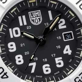Luminox XS.3507.WB Men's Diver's Watch Navy Seal White/Black