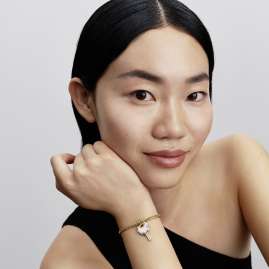 Pandora 764349C01 Charmanhänger Opalisierender Rosa Liebesschlüssel Goldfarben