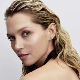 Pandora 264363C01 Damen-Ohrringe Ohrstecker Halo Herz Goldfarben