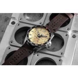 Vostok Europe NH34-225A713-LBBRN Herrenuhr Automatik GMT Rocket N1 Leder Braun