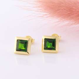 Acalee 70-1018-55 Ladies' Stud Earrings 333 / 8K Gold with Chromediopside