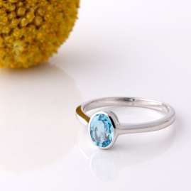 Acalee 90-1011-02 Ladies' Ring White Gold 333 / 8K Topaz Swiss Blue