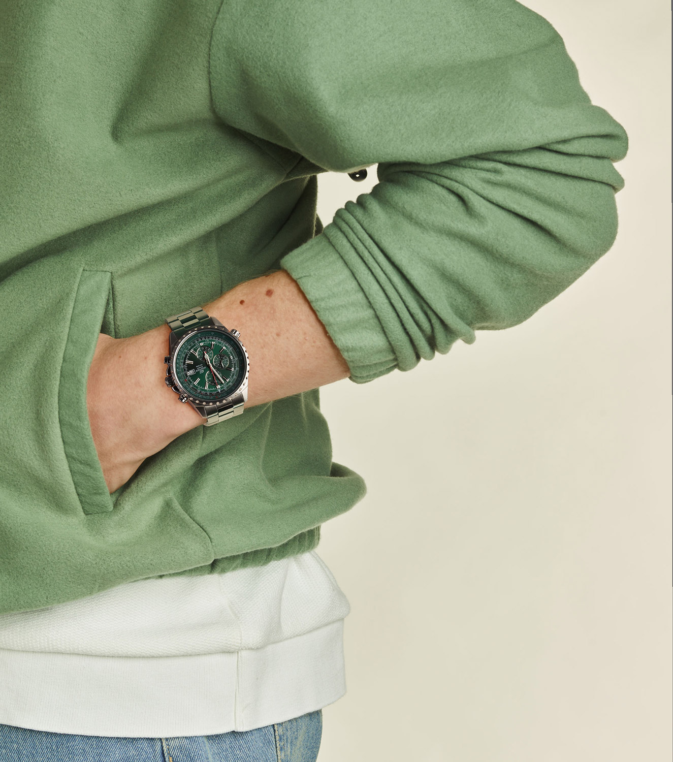 Edifice Men's Watch Chronograph Green