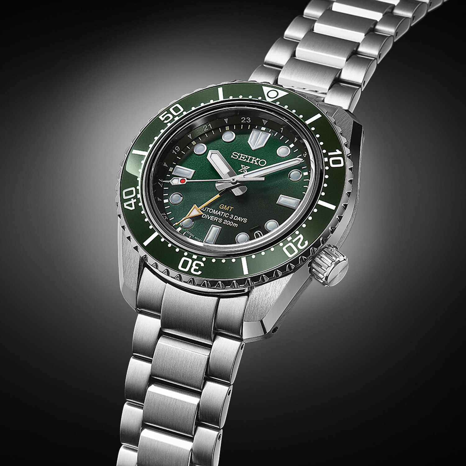 Seiko Prospex Sea Men s Watch Automatic GMT Green SPB381J1