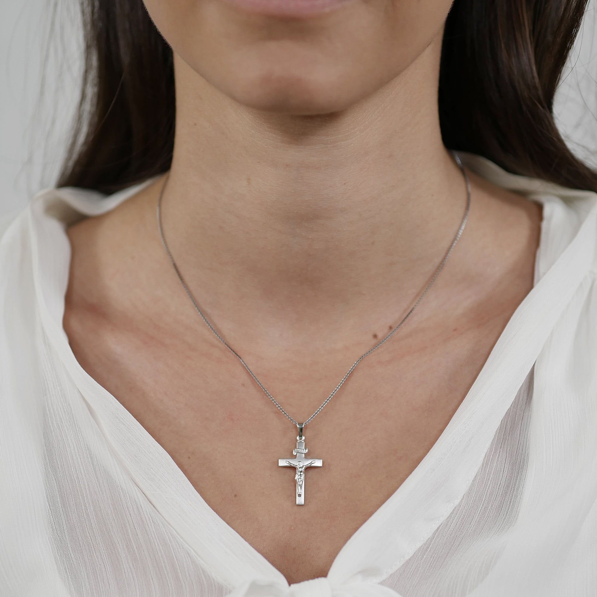 1 Figarokette Anhänger Kreuz Kruzifix Königskette Edelstahl