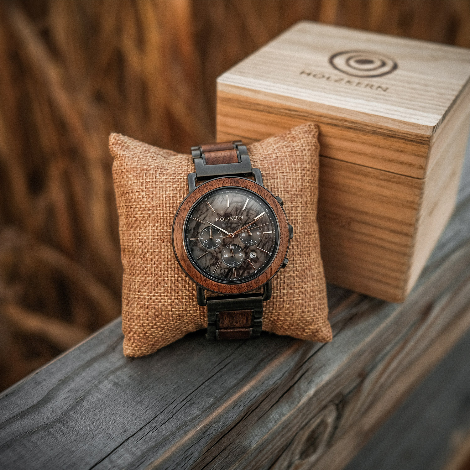 Holzkern Herrenuhr Quarz Chronograph Askja Walnuss/Marmor