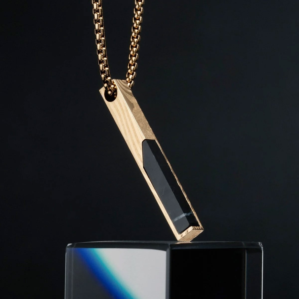 Holzkern Herren-Kette Edelstahl Campania Schwarzer Marmor/Damast Goldfarben Holzkern Herren-Kette Edelstahl Campania Schwarzer Marmor/Damast Goldfarben