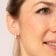 trendor 21155 Damen-Ohrringe Gold 333/8K Klapp-Creolen mit Zirkonia 4